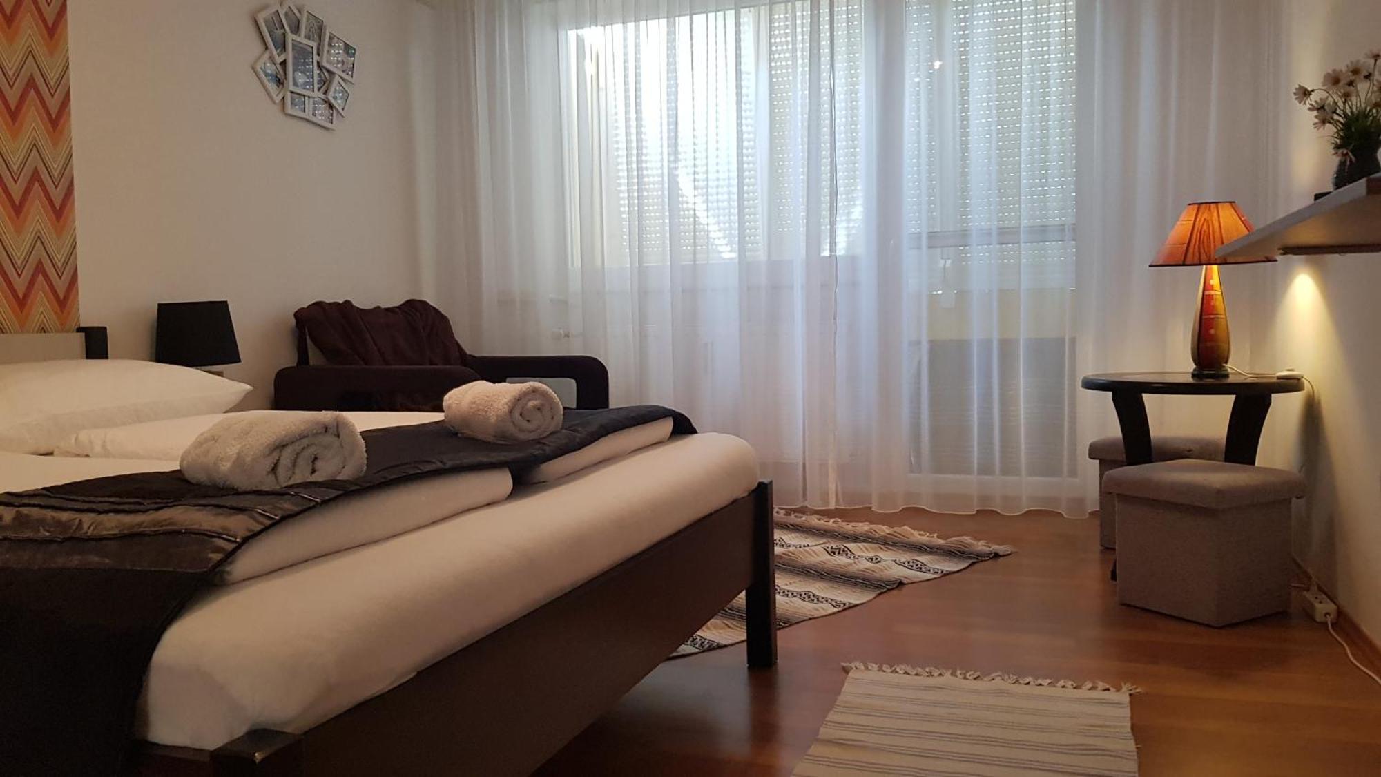 Aquarius Apartman Szegedin Exterior foto