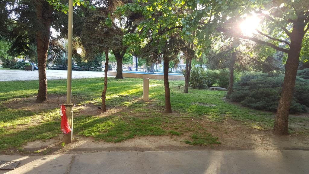 Aquarius Apartman Szegedin Exterior foto