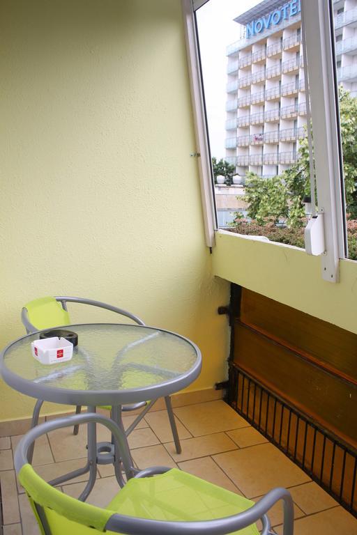 Aquarius Apartman Szegedin Exterior foto
